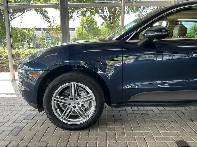 Porsche macan s | 3.0 v6 turbo | 340 pk | 2014 | 12-voudig verstelbare comfortstoelen met geheugen | achteruitrijcamera | xenon | pdk | btw auto - afbeelding 27 van  32