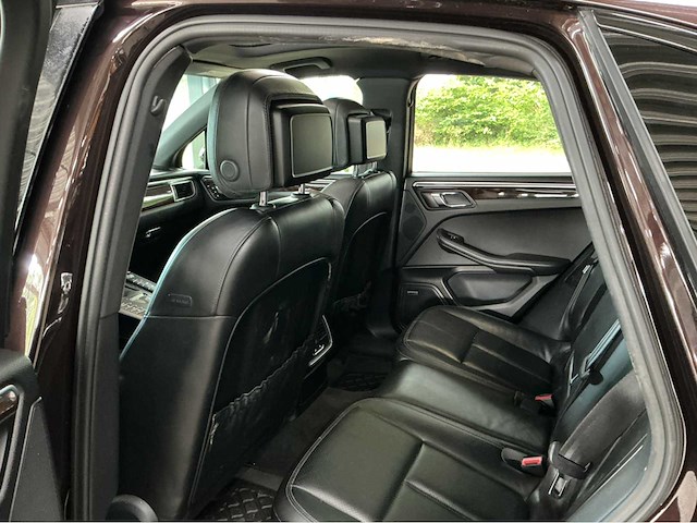 Porsche macan s 95b | 3.0 v6 biturbo | 2016 | 340 pk | awd | luchtvering | btw auto - afbeelding 20 van  37