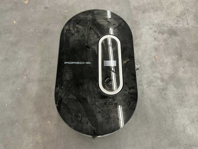 Porsche oplaadstation - afbeelding 1 van  16
