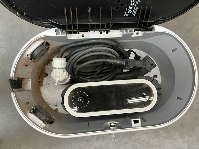 Porsche oplaadstation - afbeelding 9 van  16