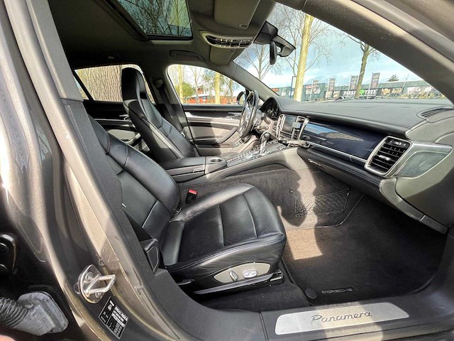 Porsche panamera 3.0 d, automaat, h-395-pv - afbeelding 12 van  19