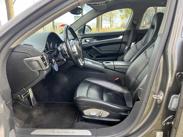 Porsche panamera 3.0 d, automaat, h-395-pv - afbeelding 9 van  19