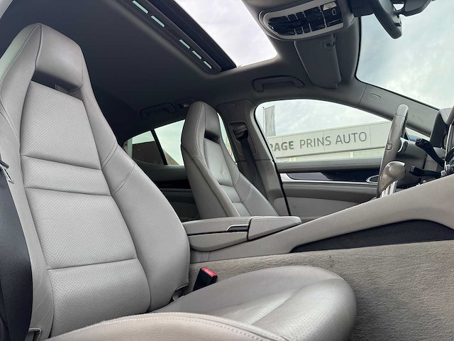 Porsche panamera 3.6 2010 | pk-547-r - afbeelding 18 van  36