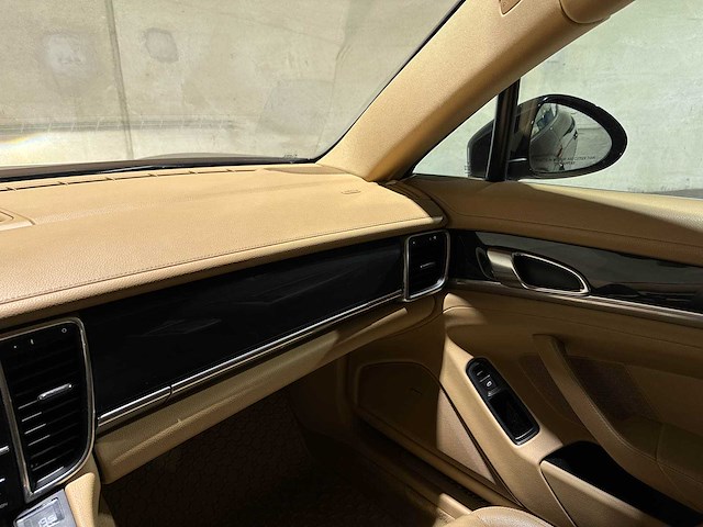 Porsche panamera 3.6 v6 299pk 2012, rj-394-n - afbeelding 24 van  53