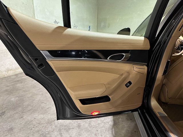 Porsche panamera 3.6 v6 299pk 2012, rj-394-n - afbeelding 28 van  53
