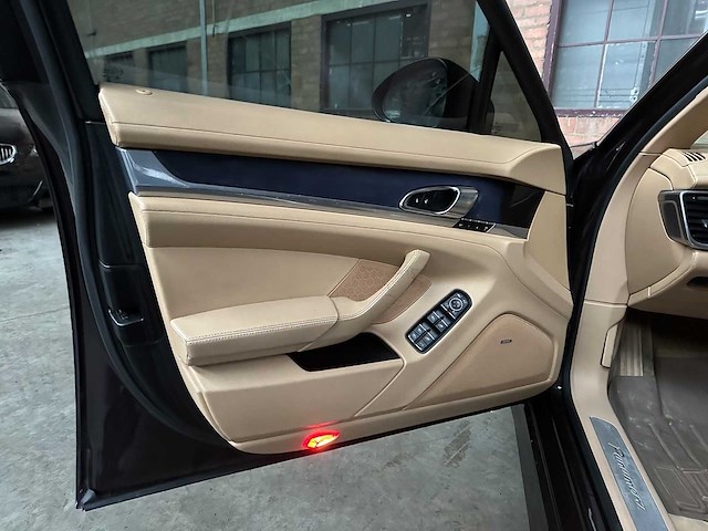 Porsche panamera 3.6 v6 305pk 2013 - afbeelding 26 van  38