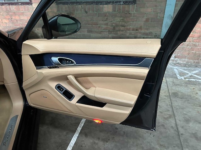 Porsche panamera 3.6 v6 305pk 2013 - afbeelding 30 van  38