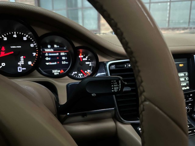 Porsche panamera 3.6 v6 305pk 2013 - afbeelding 18 van  38