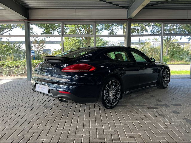 Porsche panamera 4 edition | 3.6 v6 310pk | 2016 | 20 inch 911 turbo iii wielen | pasm | bose | btw auto - afbeelding 9 van  11