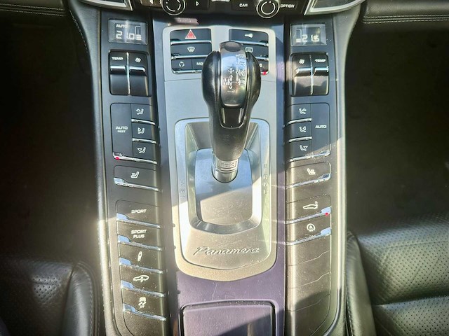 Porsche panamera 4.8 4s automaat; hsj-54-r - afbeelding 4 van  18