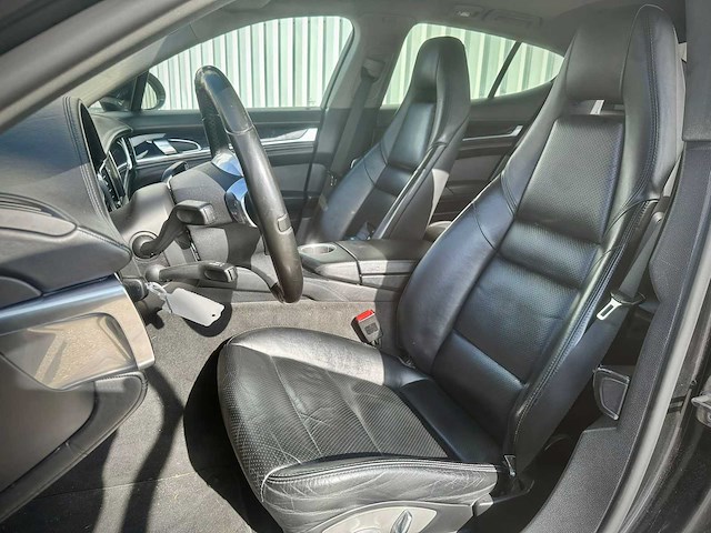 Porsche panamera 4.8 4s automaat; hsj-54-r - afbeelding 16 van  18