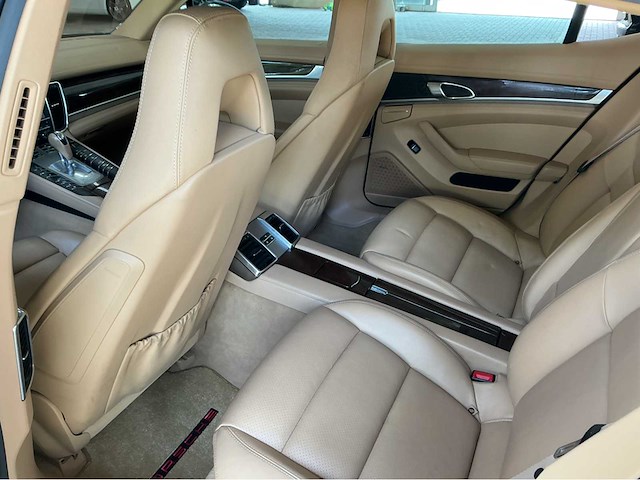 Porsche panamera 4s | 4.8 v8 | 2010 | youngtimer | 400 pk | pdk | awd - afbeelding 9 van  24