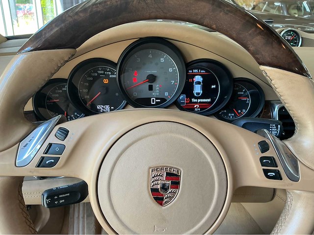 Porsche panamera 4s | 4.8 v8 | 2010 | youngtimer | 400 pk | pdk | awd - afbeelding 8 van  36