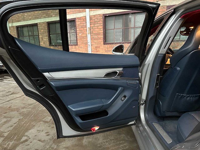 Porsche panamera 4s 4.8 v8 400pk 2009 - afbeelding 32 van  58