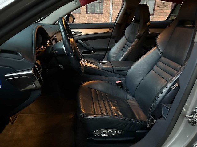 Porsche panamera 4s 4.8 v8 400pk 2009 - afbeelding 47 van  58
