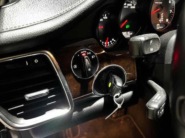 Porsche panamera 4s 4.8 v8 400pk 2010 sport-chrono - afbeelding 13 van  34
