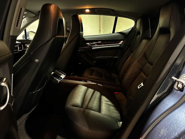 Porsche panamera 4s 4.8 v8 400pk 2010 sport-chrono - afbeelding 33 van  43