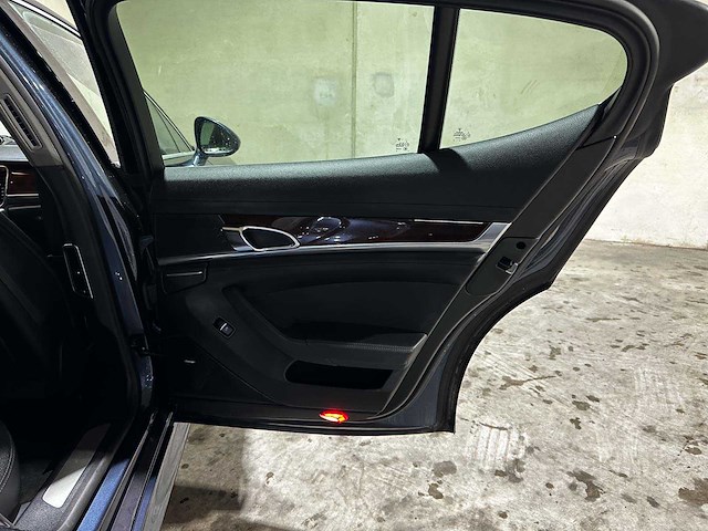 Porsche panamera 4s 4.8 v8 400pk 2010 sport-chrono - afbeelding 17 van  18