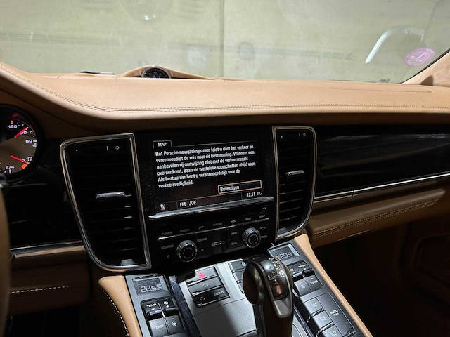 Porsche panamera gts 4.8 v8 430pk 2012 sport-chrono - afbeelding 21 van  52