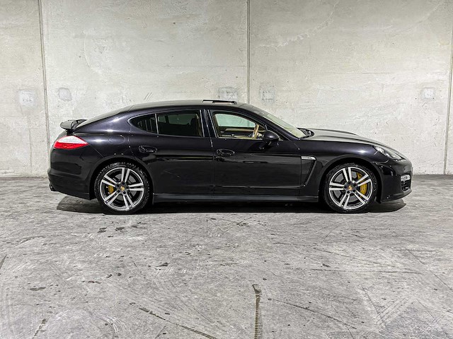 Porsche panamera gts 4.8 v8 430pk 2012 sport-chrono - afbeelding 52 van  52