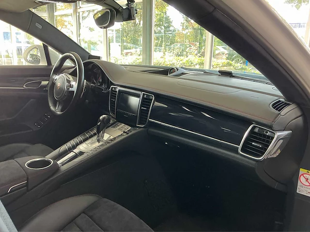 Porsche panamera gts 4.8 v8 | 440 pk | sportsedan | pdk automaat | awd 2012 btw auto - afbeelding 20 van  54