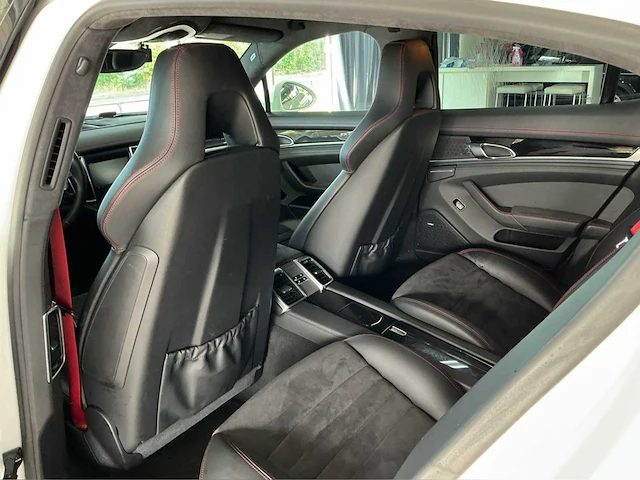 Porsche panamera gts 4.8 v8 | 440 pk | sportsedan | pdk automaat | awd 2012 btw auto - afbeelding 29 van  54