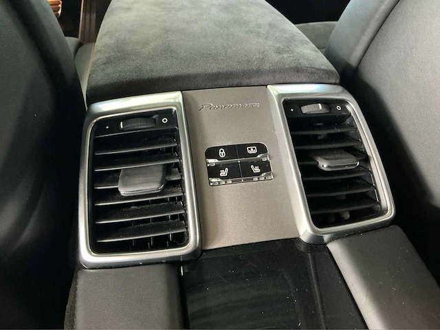 Porsche panamera gts 4.8 v8 | 440 pk | sportsedan | pdk automaat | awd 2012 btw auto - afbeelding 33 van  54