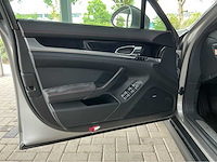Porsche panamera gts 970 | 4.8 v8 | 2012 | 430 pk | awd | pdk | sport chrono | luchtvering/pdcc | 42.000 km | btw auto - afbeelding 28 van  37