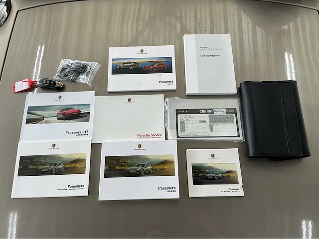 Porsche panamera gts 970 | 4.8 v8 | 2012 | 430 pk | awd | pdk | sport chrono | luchtvering/pdcc | 42.000 km | btw auto - afbeelding 29 van  37