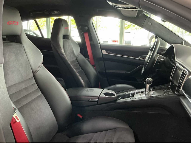 Porsche panamera gts 970 | 4.8 v8 | 2012 | 430 pk | awd | pdk | sport chrono | luchtvering/pdcc | 42.000 km | btw auto - afbeelding 14 van  37