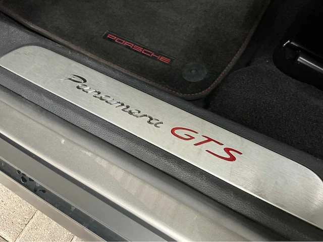 Porsche panamera gts 970 | 4.8 v8 | 2012 | 430 pk | awd | pdk | sport chrono | luchtvering/pdcc | 42.000 km | btw auto - afbeelding 2 van  7