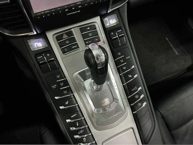 Porsche panamera s | 4.8 v8 | 400 pk | 2010 | youngtimer | 77.000 km | 19 inch panamera turbo wielen | porsche entry & drive | bose | btw auto - afbeelding 14 van  61