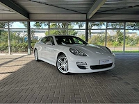 Porsche panamera s | 4.8 v8 | 400 pk | 2010 | youngtimer | 77.000 km | 19 inch panamera turbo wielen | porsche entry & drive | bose | btw auto - afbeelding 23 van  61