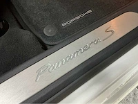 Porsche panamera s | 4.8 v8 | 400 pk | 2010 | youngtimer | 77.000 km | 19 inch panamera turbo wielen | porsche entry & drive | bose | btw auto - afbeelding 10 van  61