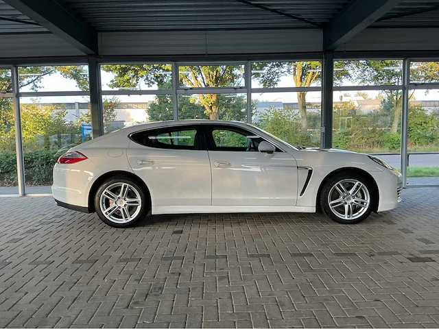 Porsche panamera s | 4.8 v8 | 400 pk | 2010 | youngtimer | 77.000 km | 19 inch panamera turbo wielen | porsche entry & drive | bose | btw auto - afbeelding 34 van  61