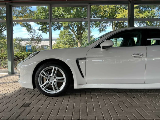 Porsche panamera s | 4.8 v8 | 400 pk | 2010 | youngtimer | 77.000 km | 19 inch panamera turbo wielen | porsche entry & drive | bose | btw auto - afbeelding 60 van  61