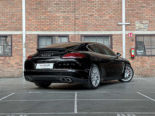 Porsche panamera s 4.8 v8 400pk 2009 youngtimer - afbeelding 3 van  49