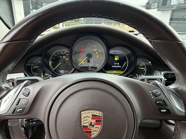 Porsche panamera s hybrid - afbeelding 3 van  28