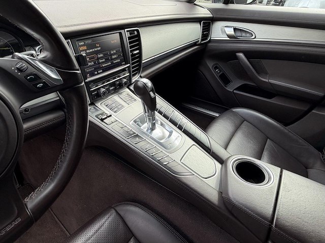 Porsche panamera s hybrid - afbeelding 6 van  28