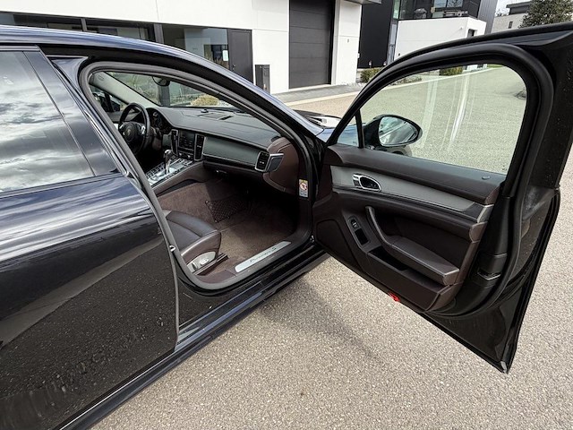 Porsche panamera s hybrid - afbeelding 13 van  28