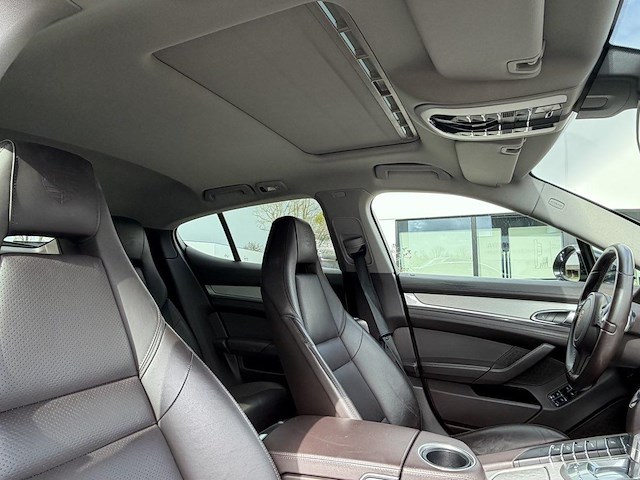 Porsche panamera s hybrid - afbeelding 14 van  28