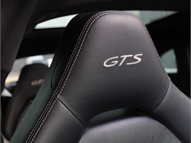 Porsche panamera sport turismo gts 4.0 453pk 2019 automaat, j-509-zs - afbeelding 28 van  43