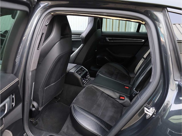 Porsche panamera sport turismo gts 4.0 453pk 2019 automaat, j-509-zs - afbeelding 25 van  43