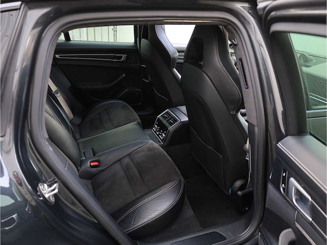 Porsche panamera sport turismo gts 4.0 453pk 2019 automaat, j-509-zs - afbeelding 20 van  43