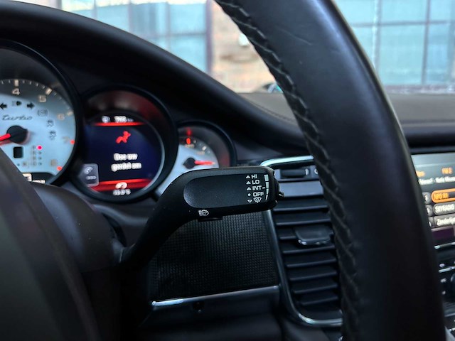 Porsche panamera turbo 4.8 v8 500pk 2009 sport-chrono, n-110-lt youngtimer - afbeelding 10 van  37