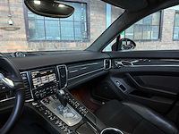 Porsche panamera turbo 4.8 v8 500pk 2009 sport-chrono, n-110-lt youngtimer - afbeelding 11 van  52