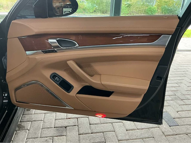 Porsche panamera turbo 4.8 v8 biturbo – 500 pk 54.000 km btw auto - afbeelding 24 van  55