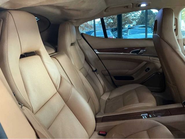 Porsche panamera turbo 4.8 v8 biturbo – 500 pk 54.000 km btw auto - afbeelding 29 van  55