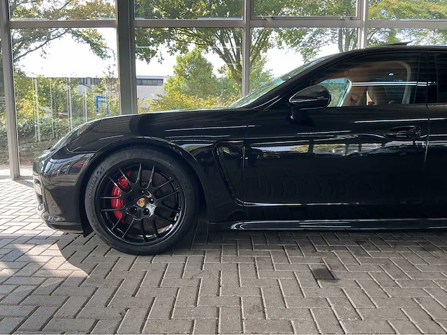 Porsche panamera turbo 4.8 v8 biturbo – 500 pk 54.000 km btw auto - afbeelding 31 van  55