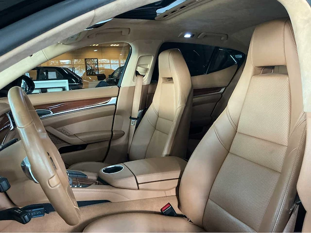 Porsche panamera turbo 4.8 v8 biturbo – 500 pk 54.000 km btw auto - afbeelding 44 van  55
